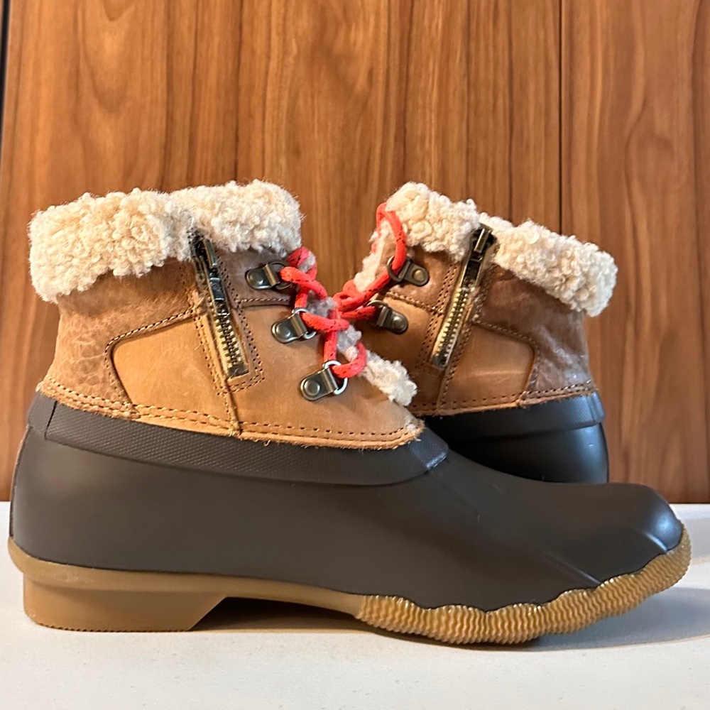NWT. Sperry Women's Saltwater Alpine Snow Boot, Tan, Size 9.5 - Picture 6 of 12